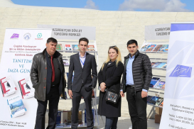 Le stand du Centre de Traduction d’Etat d’Azerbaïdjan a été présenté dans le cadre de la « Journée de la lecture »