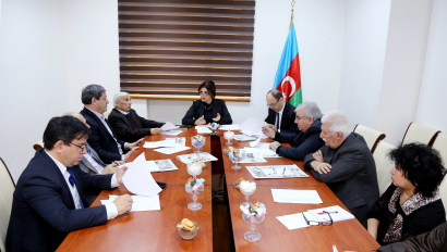 El Consejo de las Ciencias y las Artes del Centro de Traducción del Consejo de Ministros de la República de Azerbaiyán realizó la reunión ordinaria