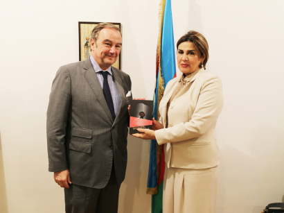 Charge d'Affaires ad interim of the Embassy of Spain Visits AzTC