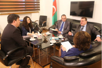 Hungarian Ambassador Visits AzTC