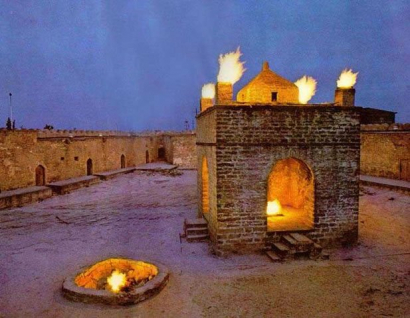 Atešgah – starý Chram uctívatelů ohně